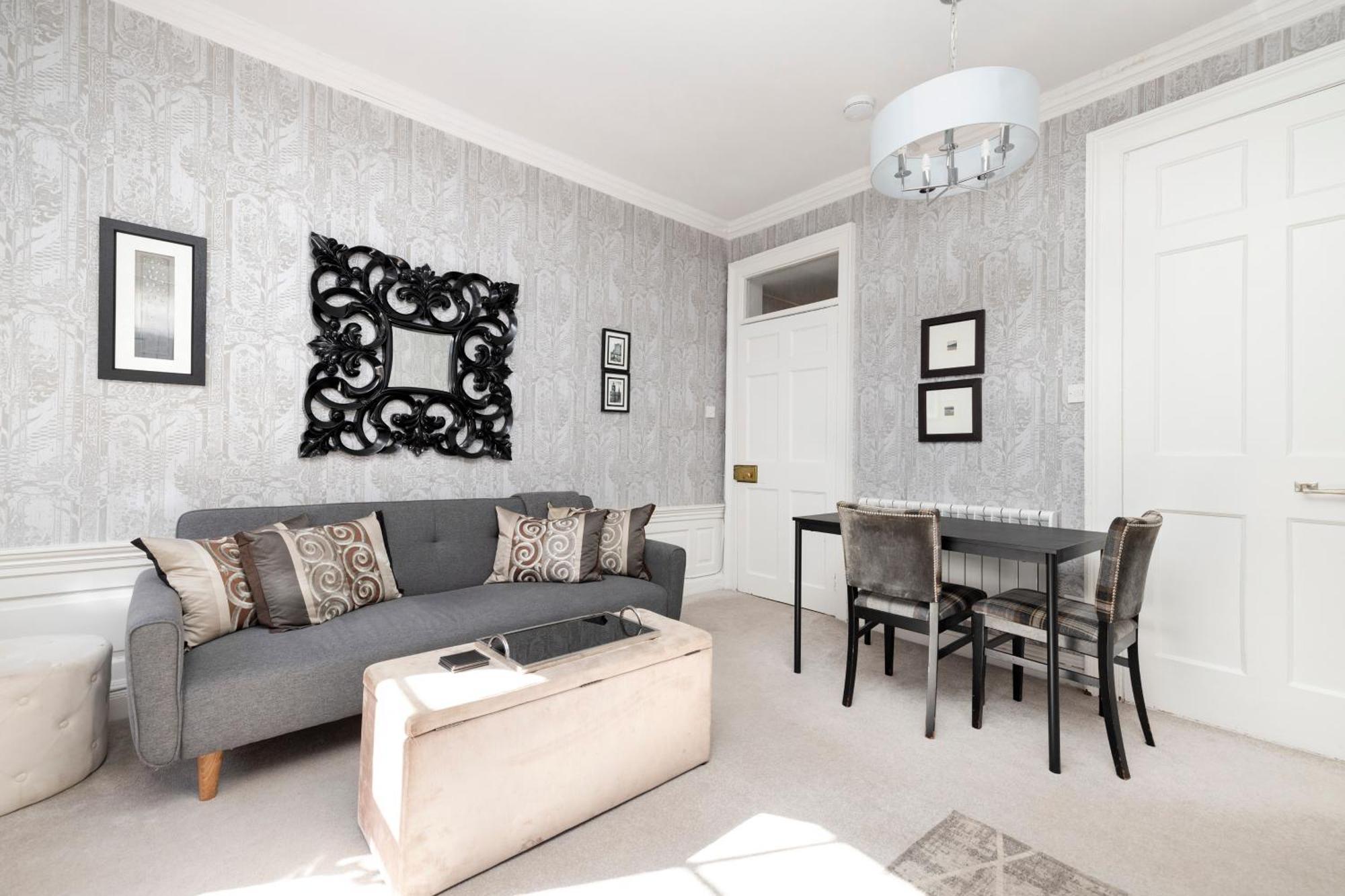 Joivy Exclusive Apartment At The Heart Of New Town 爱丁堡 外观 照片